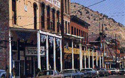Zu Zeiten des Goldrausches gr&ouml;&szlig;te Goldbergwerkstadt - Virginiacity - Nevada